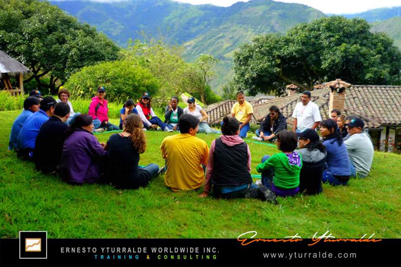 Retiros Corporativos Anuales - Annual Retreats - Annual Offsites - Ernesto Yturralde Worldwide Inc. Experiencias de Team Building Global